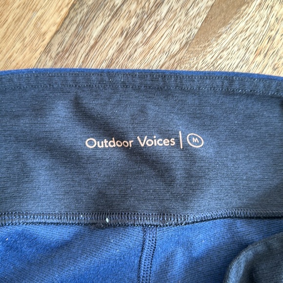 Outdoor Voices - Black/Blue color block leggings, Size Medium - Picture 3 of 4